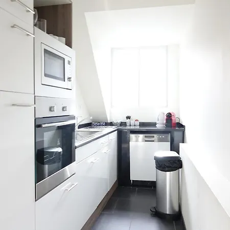 The Roof - Rooftop Appt In Historical Center Apartment